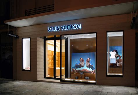 louis vuitton in athens.